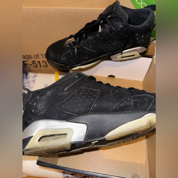 Jordan 6 - Picture 3 of 4